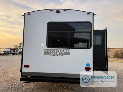 2026 Coachmen Northern Spirit Ultra Lite 2975RL photo 6
