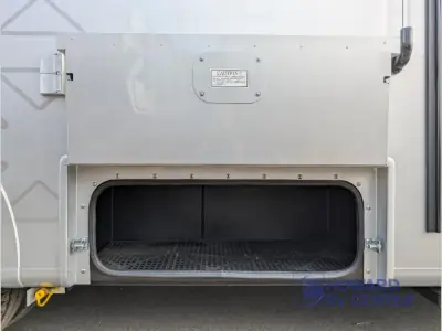 2025 Pleasure-Way Plateau XLTS Std. Model photo 64