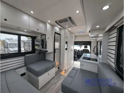 2025 Pleasure-Way Plateau XLTS Std. Model photo 33