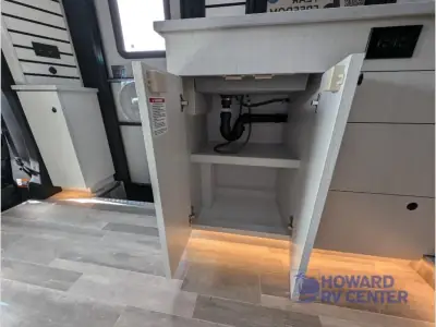 2025 Pleasure-Way Plateau XLTS Std. Model photo 21