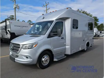 2025 Pleasure-Way Plateau XLTS Std. Model photo 3