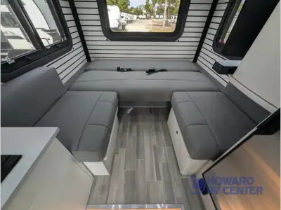 2025 Pleasure-Way Plateau XLTS Std. Model photo 46