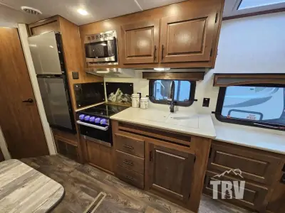 2025 Outdoors Creek Side Titanium Series 19CK photo 5