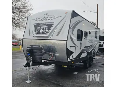 2025 Outdoors Creek Side Titanium Series 19CK photo 2