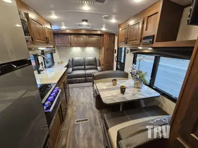 2025 Outdoors Creek Side Titanium Series 19CK photo 13