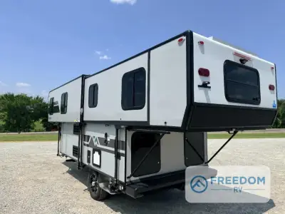 2027 Trailmanor 2518 Series 2518KB photo 7