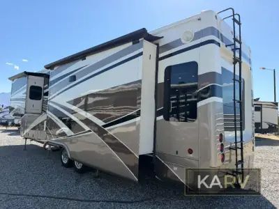 2017 Drv Mobile Suites 39 DBRS3 photo 5