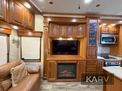 2017 Drv Mobile Suites 39 DBRS3 photo 15