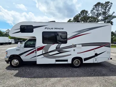 2023 Thor Motor Coach FOUR WINDS 22E photo 10