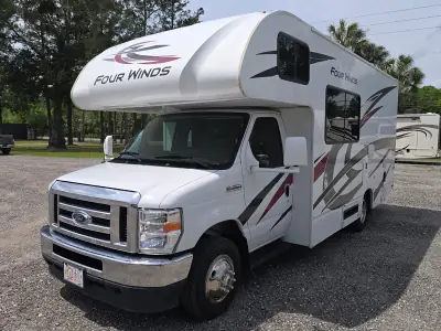 2023 Thor Motor Coach FOUR WINDS 22E photo 12