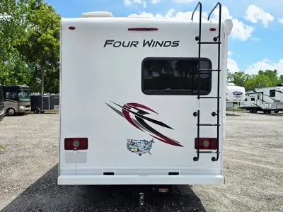 2023 Thor Motor Coach FOUR WINDS 22E photo 8