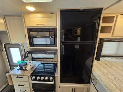 2023 Thor Motor Coach FOUR WINDS 22E photo 22
