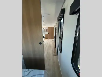 2026 Coachmen Apex Ultra-Lite 244RBST photo 21