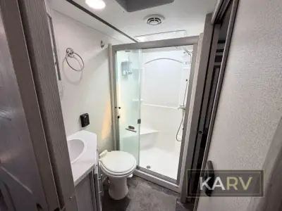 2022 Keystone Fuzion 419 photo 28