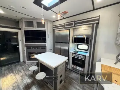 2022 Keystone Fuzion 419 photo 12