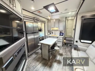 2022 Keystone Fuzion 419 photo 16
