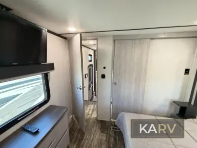2022 Keystone Fuzion 419 photo 37