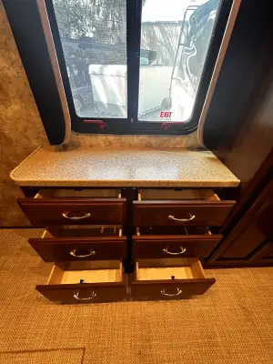 2013 Fleetwood Expedition 38B photo 53