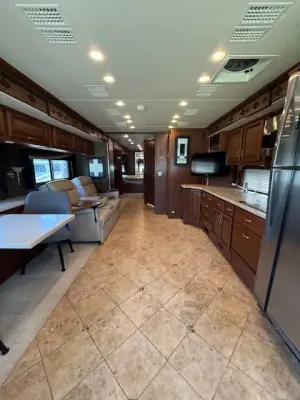 2013 Fleetwood Expedition 38B photo 17