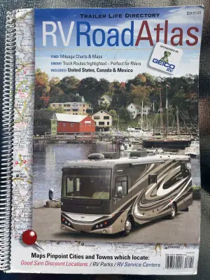 2013 Fleetwood Expedition 38B photo 75