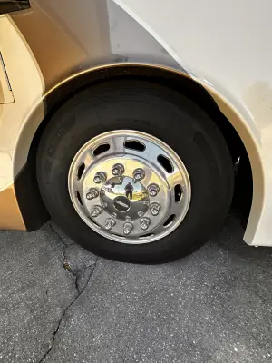 2013 Fleetwood Expedition 38B photo 6