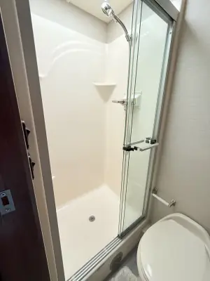 2019 Jayco Seneca 37K photo 45