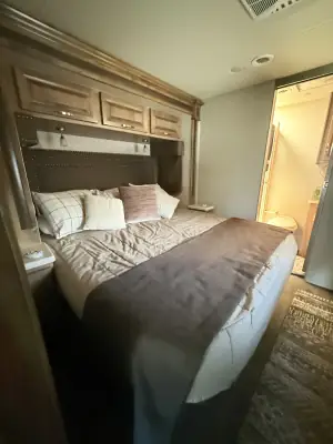2019 Jayco Seneca 37K photo 41