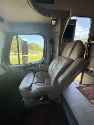 2019 Jayco Seneca 37K photo 21