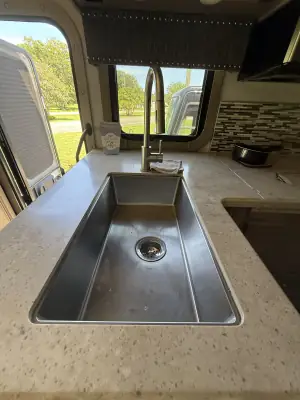 2019 Jayco Seneca 37K photo 32