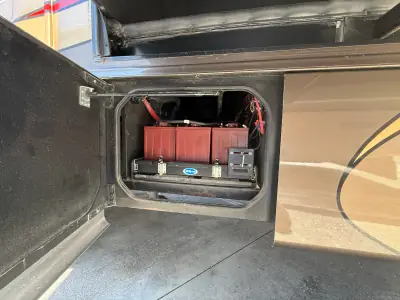 2019 Jayco Seneca 37K photo 9