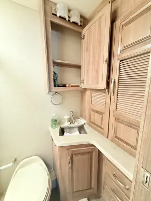 2019 Jayco Seneca 37K photo 49