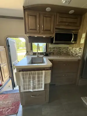 2019 Jayco Seneca 37K photo 33