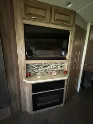 2019 Jayco Seneca 37K photo 38
