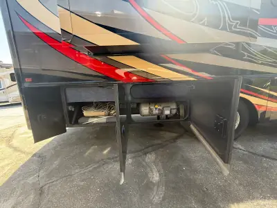 2019 Jayco Seneca 37K photo 7