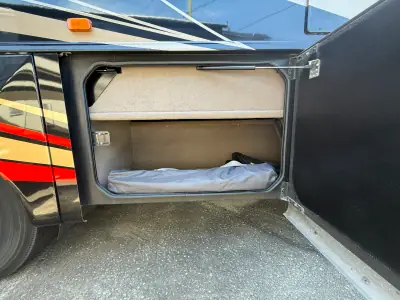 2019 Jayco Seneca 37K photo 6