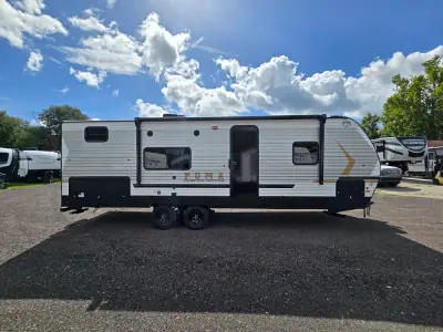 2026 Palomino PUMA CAMPING EDITION 23BHCE photo 4