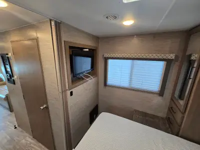 2023 Thor Motor Coach COLEMAN 28CM photo 22