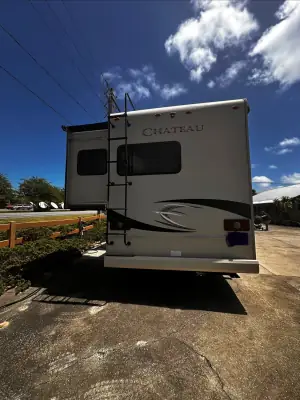 2017 Thor Motor Coach Chateau 24 FS photo 2