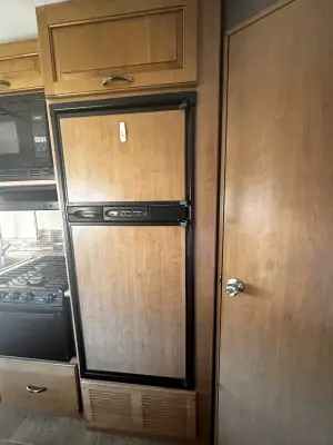 2017 Thor Motor Coach Chateau 24 FS photo 22