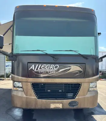 2011 Tiffin Motorhomes ALLEGRO OPEN ROAD 32BA photo 2