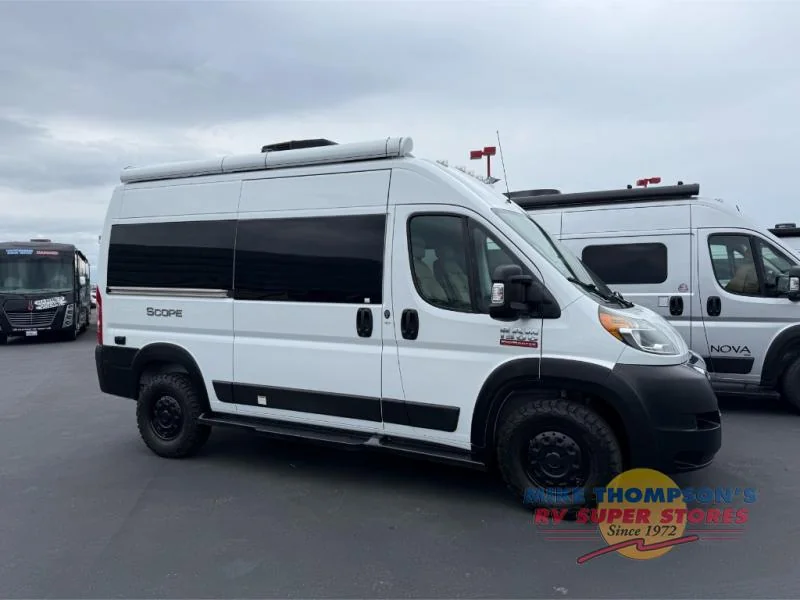 2022 Thor Motor Coach Scope exterior