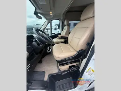 2022 Thor Motor Coach Scope photo 7
