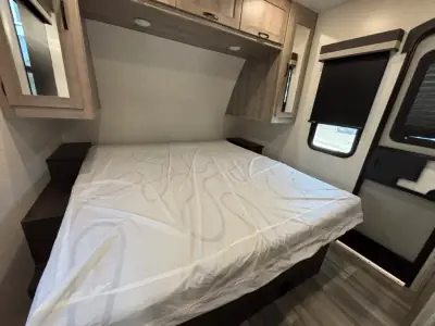 2021 Winnebago VOYAGE 2831RB photo 12