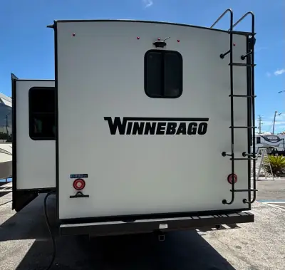 2021 Winnebago VOYAGE 2831RB photo 4