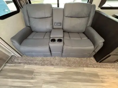 2021 Winnebago VOYAGE 2831RB photo 9