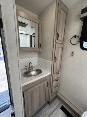 2021 Winnebago VOYAGE 2831RB photo 14