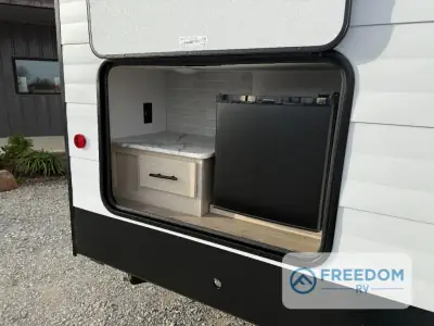 2026 Coachmen Northern Spirit DLX 5320BEDS photo 10
