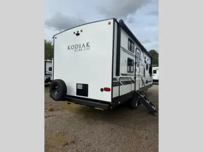 2021 Dutchmen Kodiak Ultra-Lite 248BHSL photo 6