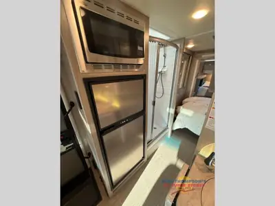 2022 Thor Motor Coach Tiburon Sprinter photo 12