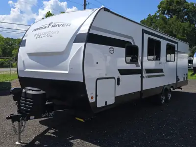 2025 Forest River PALOMINO SOLAIRE 2580RBSS photo 11